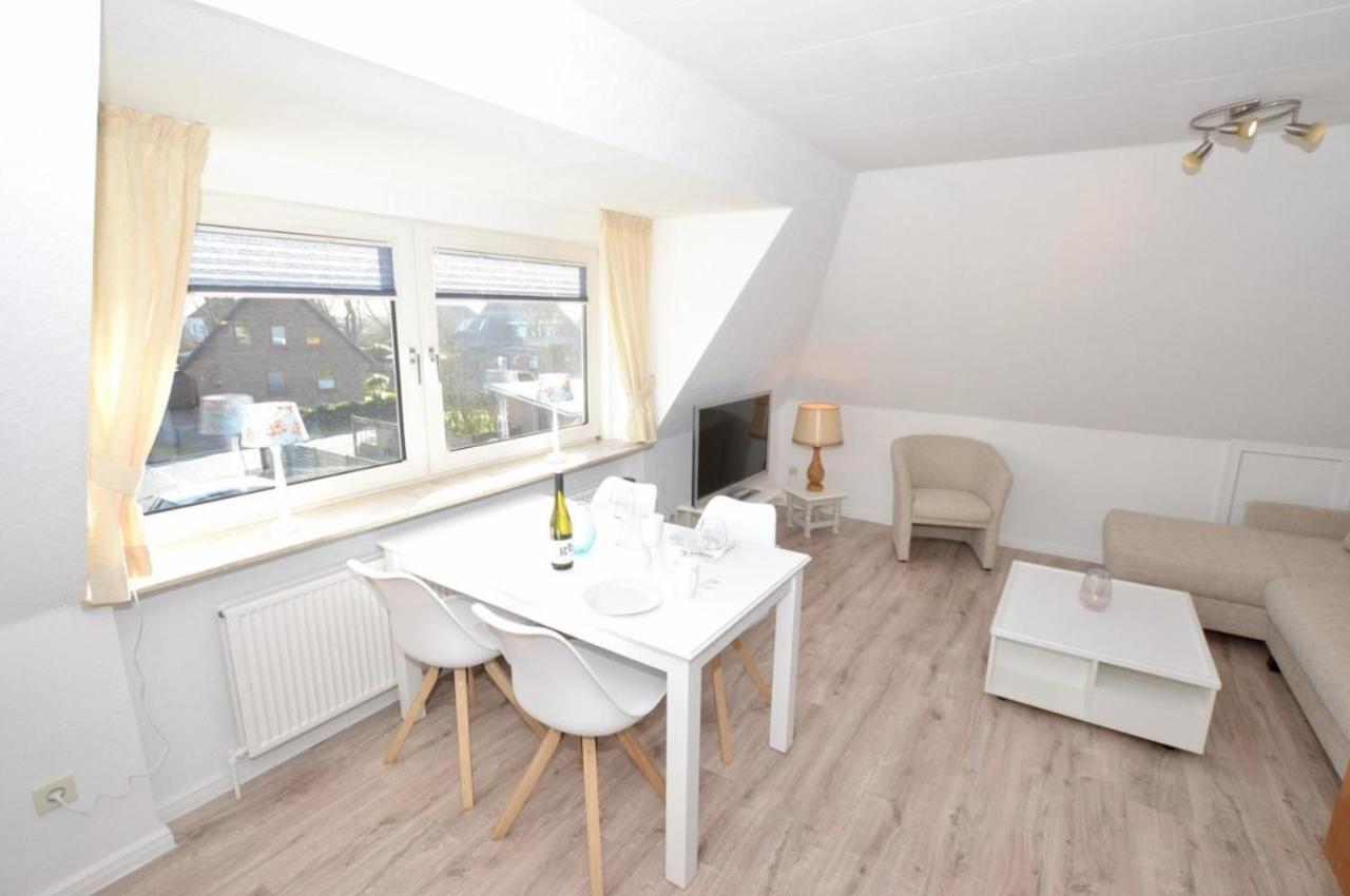Jan Apartment